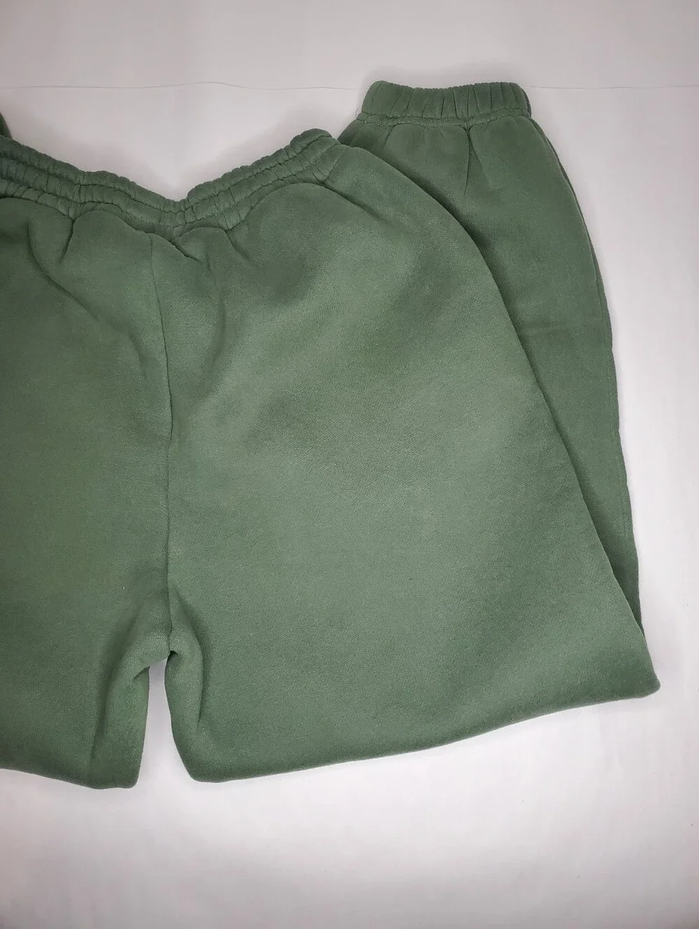 COMFRT | Standard Sweatpants in Size Large